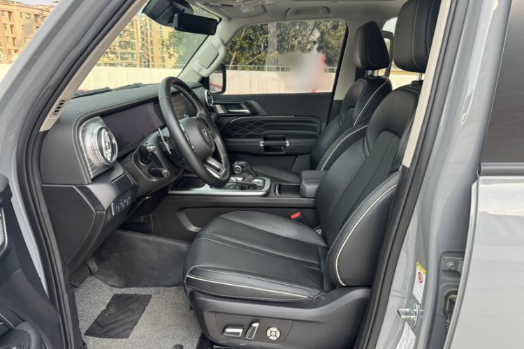 Used Tank 300 2021 City Edition 2.0T Essential Model Interior 4
