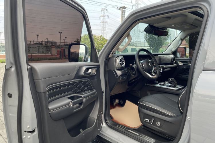 Used Tank 300 2021 Off-Road Edition 2.0T Conqueror Interior 6