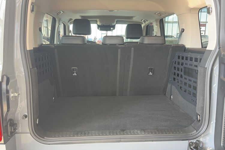 Used Tank 300 2021 City Edition 2.0T—Truly Stylish Interior 6