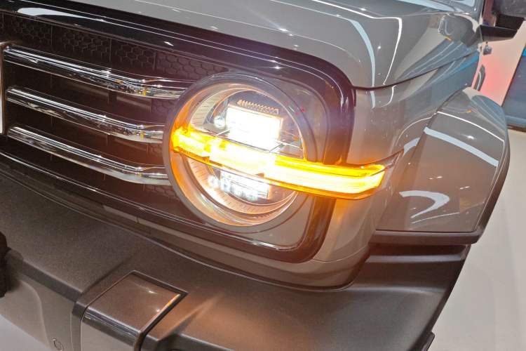 Used Tank 300 2021 City Edition 2.0T—Truly Stylish Left Front Headlight