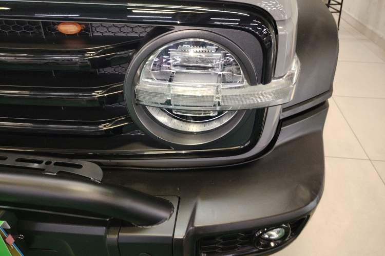 Used Tank 300 2021 Off-Road Edition 2.0T Challenger Left Front Headlight