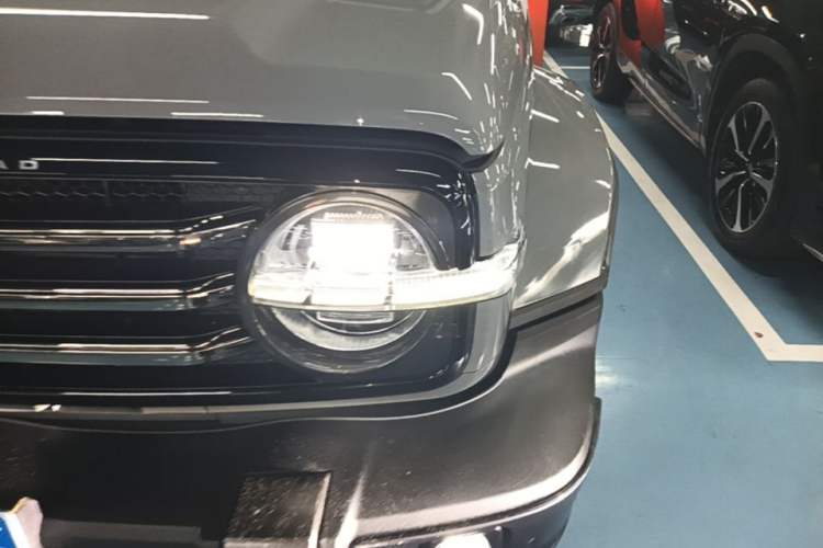 Used Tank 300 2021 City Edition 2.0T—Truly Stylish Left Front Headlight