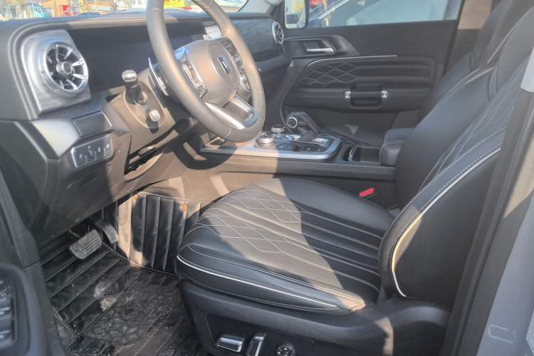 Used Tank 300 2021 Off-Road Edition 2.0T Challenger Left Front Seat
