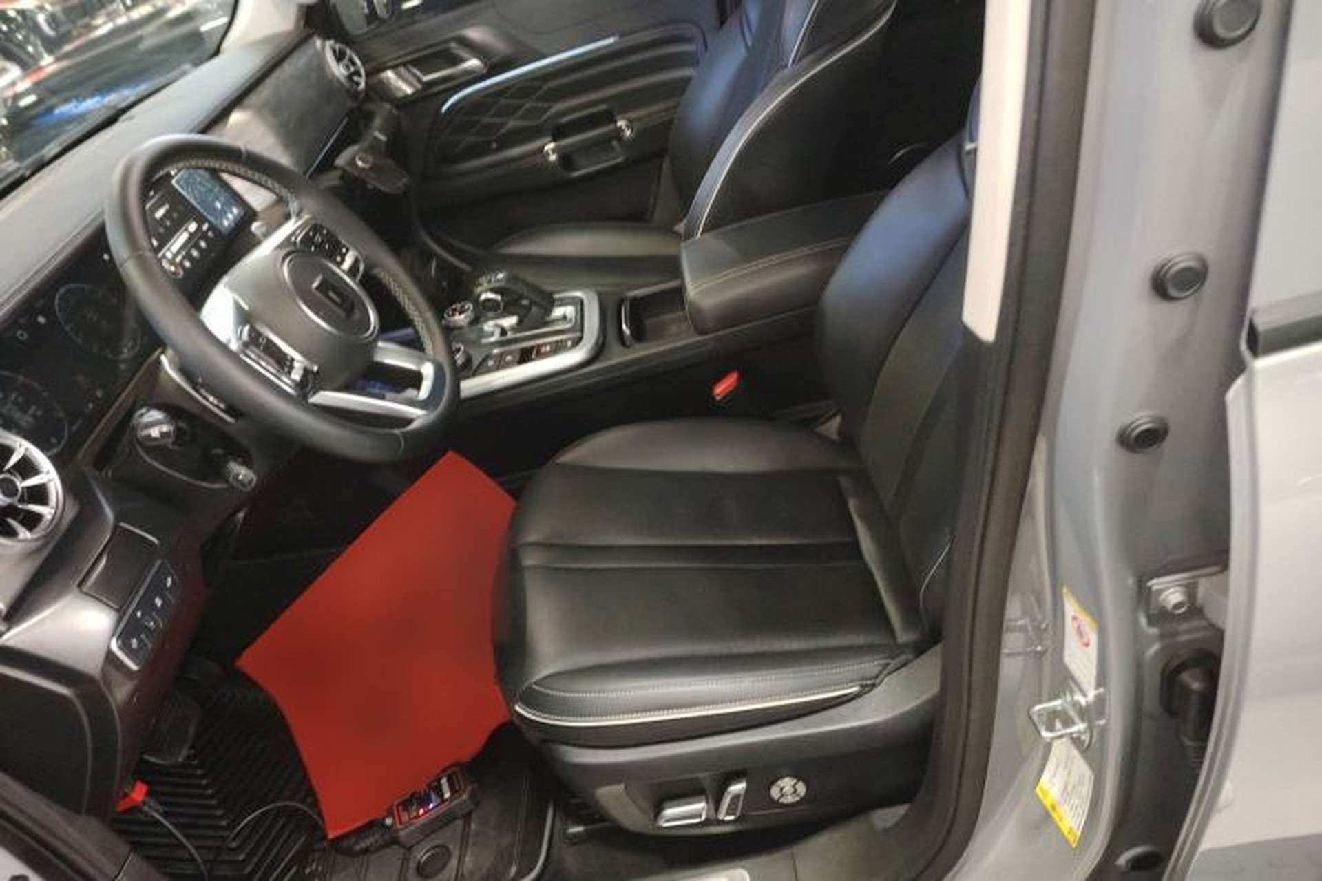 Used Tank 300 2021 Off-Road Edition 2.0T Conqueror Left Front Seat