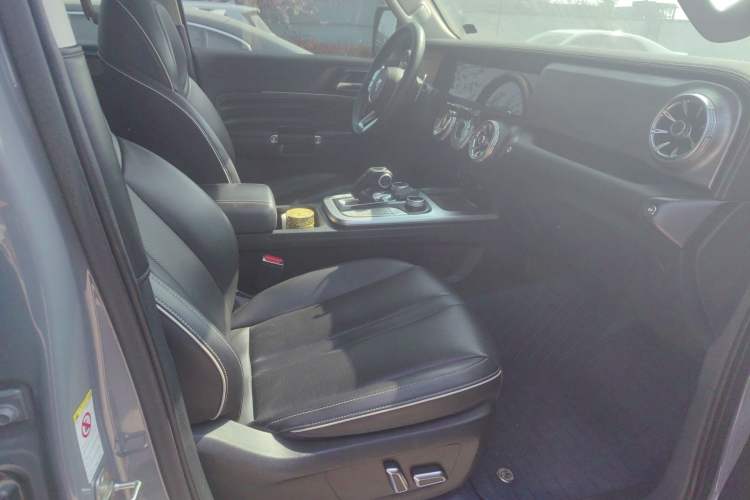 Used Tank 300 2021 Off-Road Edition 2.0T Conqueror Left Front Seat