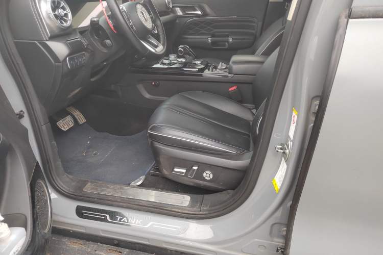 Used Tank 300 2021 Off-Road Edition 2.0T Conqueror Left Front Seat