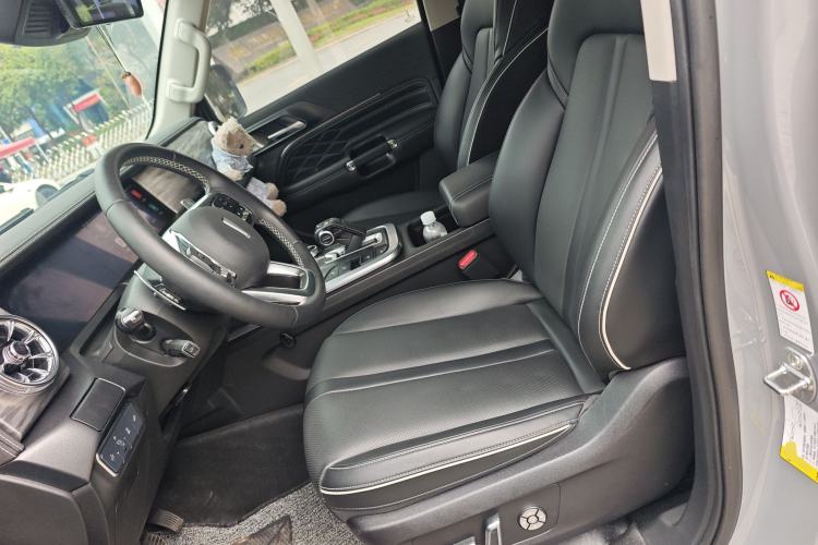Used Tank 300 2021 Off-Road Edition 2.0T Conqueror Left Front Seat