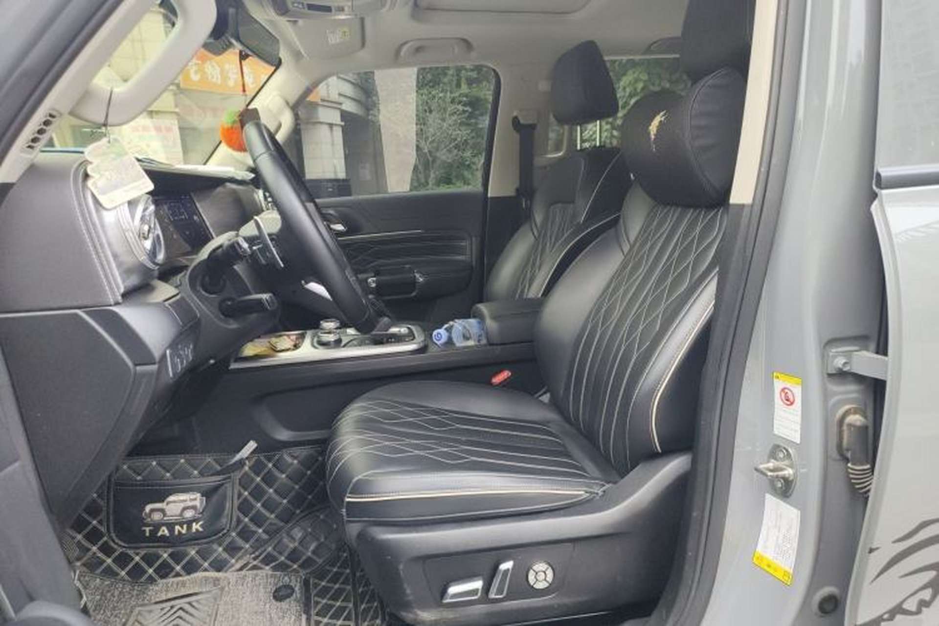 Used Tank 300 2021 Off-Road Edition 2.0T Conqueror Left Front Seat