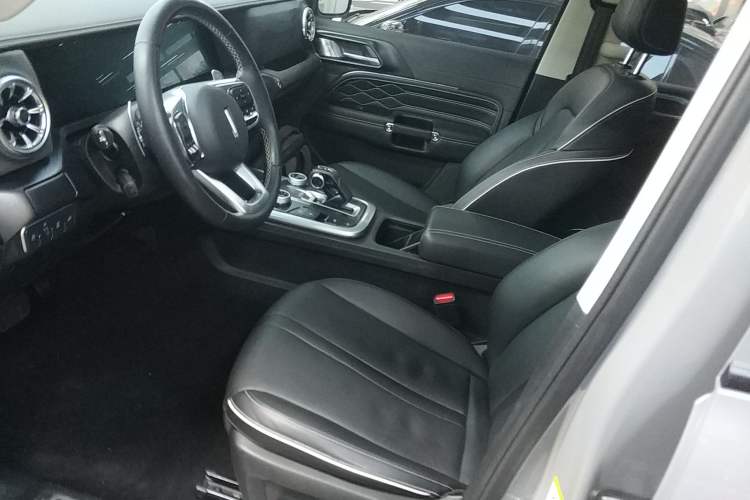 Used Tank 300 2021 Off-Road Edition 2.0T Conqueror Left Front Seat