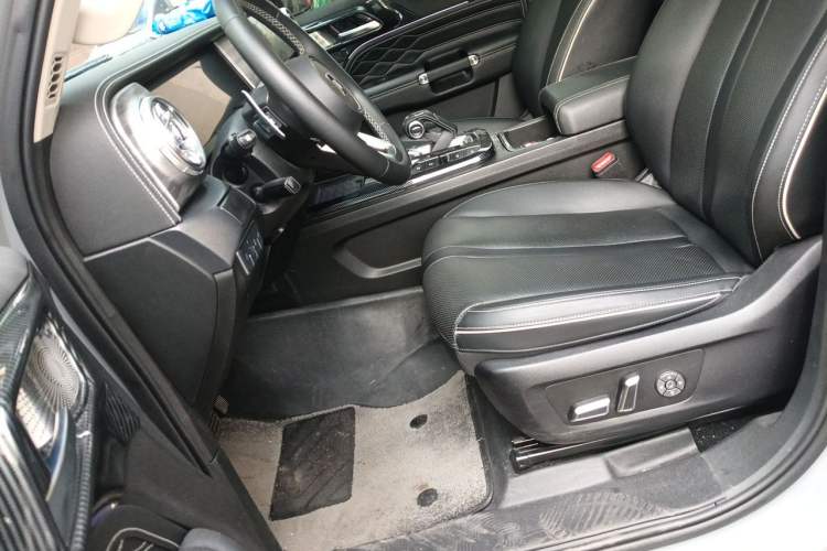 Used Tank 300 2021 Off-Road Edition 2.0T Conqueror Left Front Seat