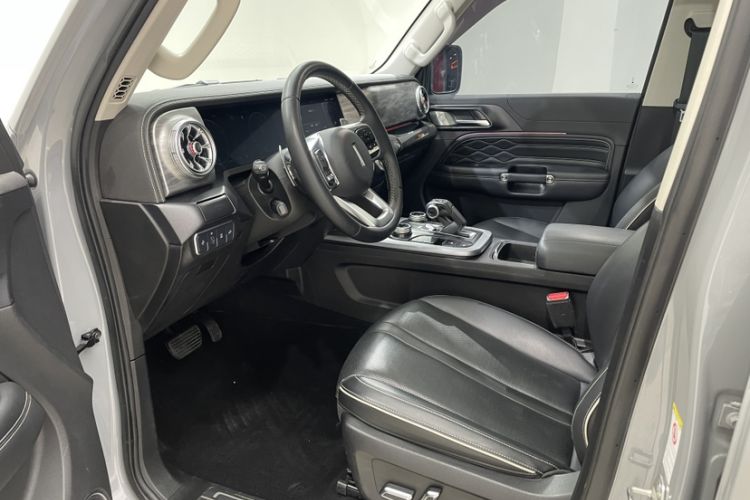 Used Tank 300 2021 Off-Road Edition 2.0T Conqueror Left Front Seat