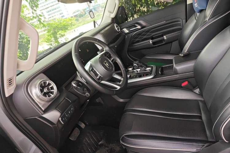 Used Tank 300 2021 Off-Road Edition 2.0T Conqueror Left Front Seat