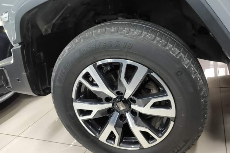 Used Tank 300 2021 City Edition 2.0T—Truly Stylish Left Front Wheel Hub