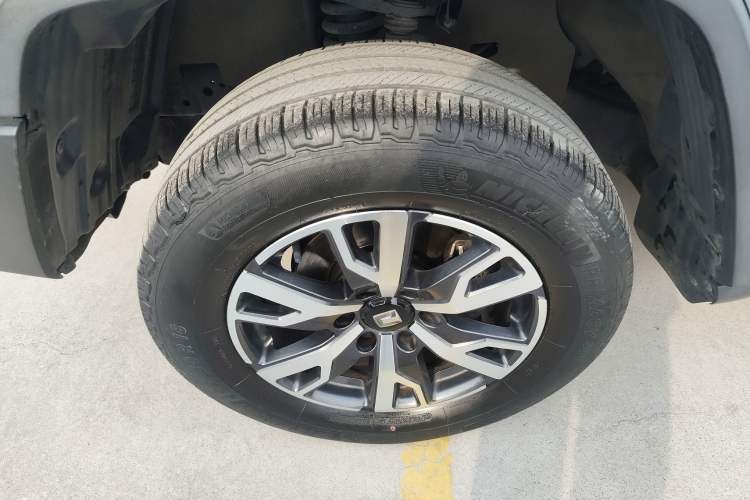 Used Tank 300 2021 City Edition 2.0T—Truly Stylish Left Front Wheel Hub