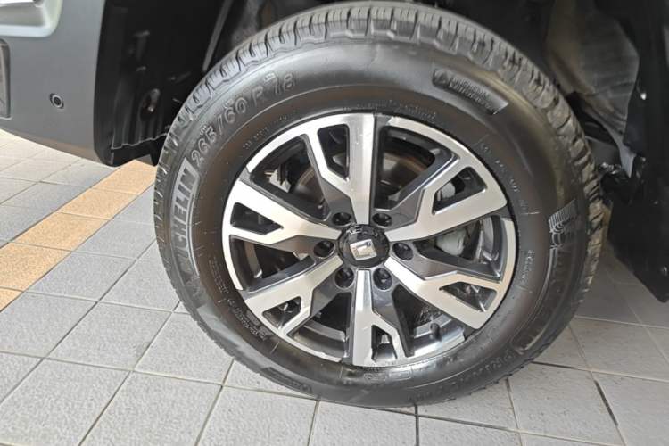 Used Tank 300 2021 City Edition 2.0T—Truly Stylish Left Front Wheel Hub