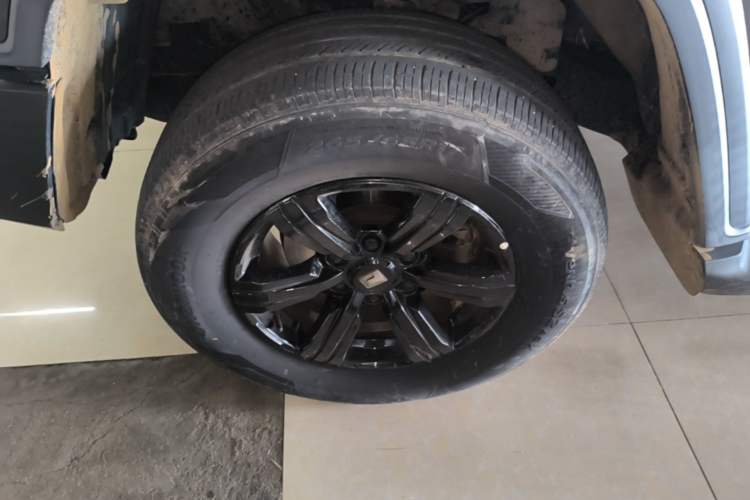 Used Tank 300 2021 Off-Road Edition 2.0T Challenger Left Front Wheel Hub