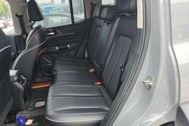 Used Tank 300 2021 Off-Road Edition 2.0T Conqueror Left Rear Seat