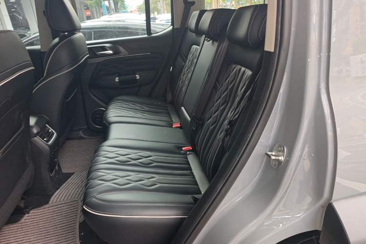 Used Tank 300 2021 Off-Road Edition 2.0T Challenger Left Rear Seat
