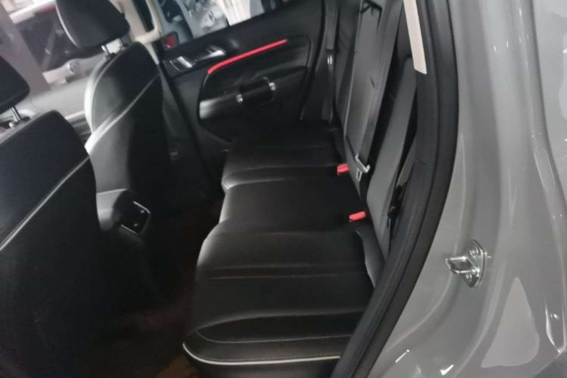 Used Tank 300 2021 City Edition 2.0T—Truly Stylish Left Rear Seat