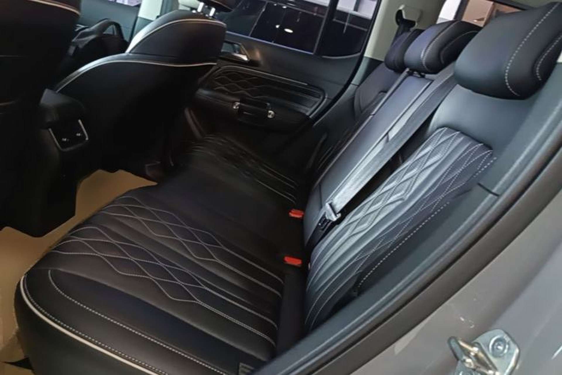 Used Tank 300 2021 Off-Road Edition 2.0T Challenger Left Rear Seat