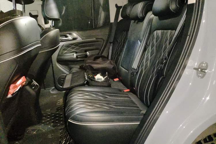 Used Tank 300 2021 Off-Road Edition 2.0T Challenger Left Rear Seat