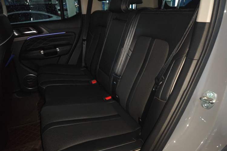 Used Tank 300 2021 Off-Road Edition 2.0T Conqueror Left Rear Seat