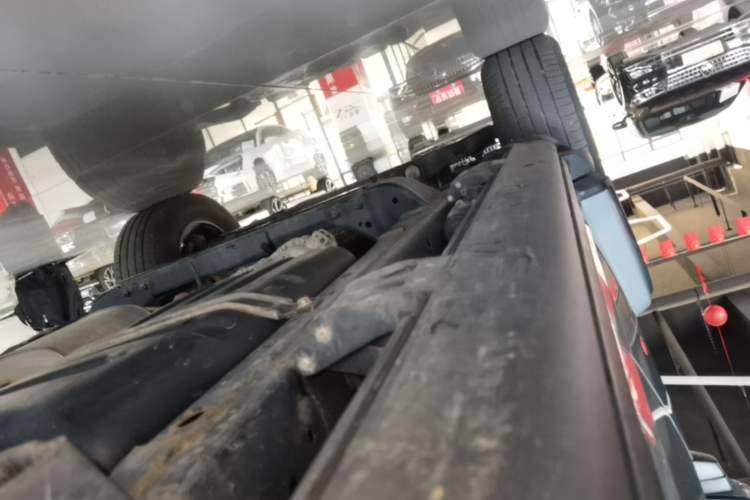 Used Tank 300 2021 City Edition 2.0T—Truly Stylish Left Side Sill