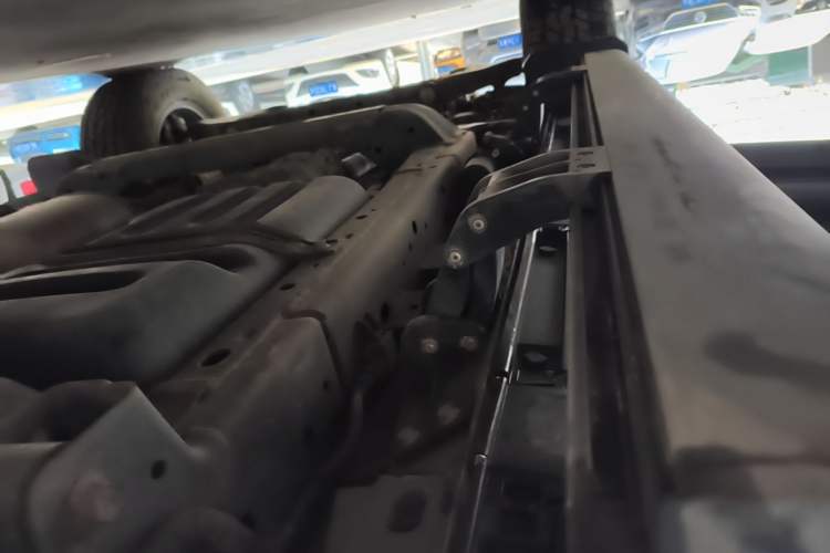 Used Tank 300 2021 City Edition 2.0T—Truly Stylish Left Side Sill