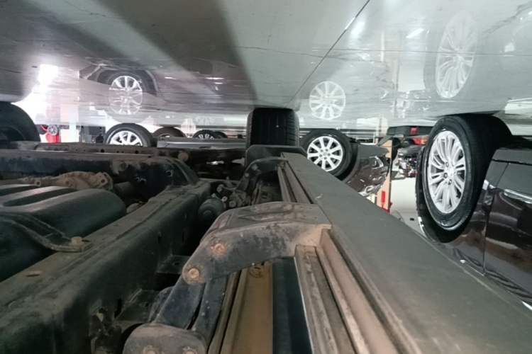 Used Tank 300 2021 City Edition 2.0T—Truly Stylish Left Side Sill