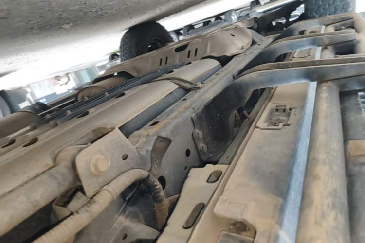 Used Tank 300 2021 2.0T Wind & Forest Iron Rider Left Side Sill