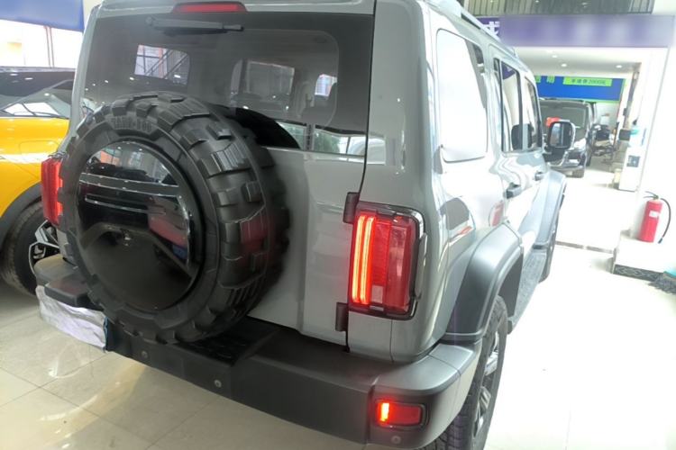 Used Tank 300 2021 Off-Road Edition 2.0T Conqueror Rear Right 45 Deg