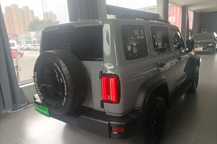 Used Tank 300 2021 Off-Road Edition 2.0T Conqueror Rear Right 45 Deg