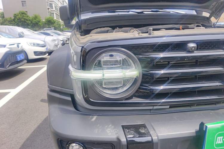 Used Tank 300 2021 Off-Road Edition 2.0T Challenger Right Front Headlight