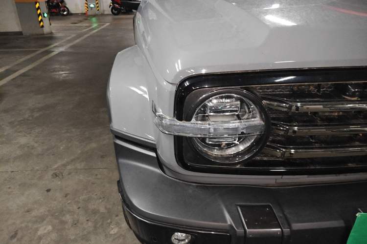 Used Tank 300 2021 City Edition 2.0T—Truly Stylish Right Front Headlight