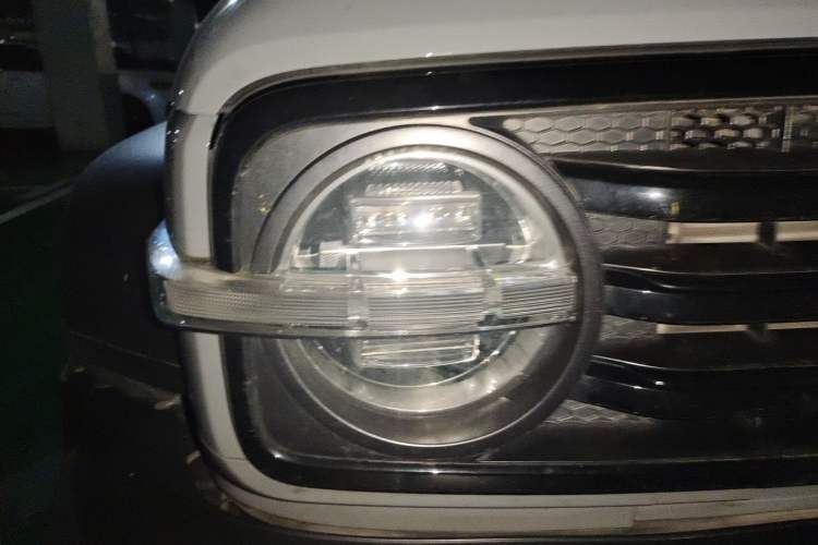 Used Tank 300 2021 Off-Road Edition 2.0T Challenger Right Front Headlight