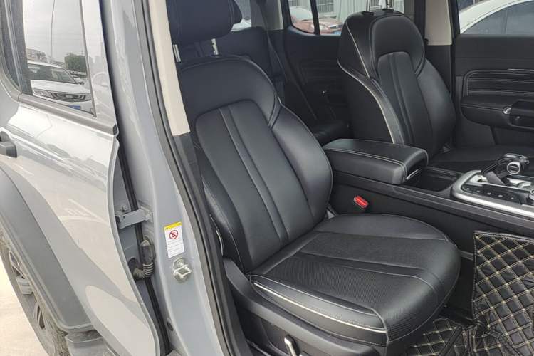 Used Tank 300 2021 Off-Road Edition 2.0T Conqueror Right Front Seat