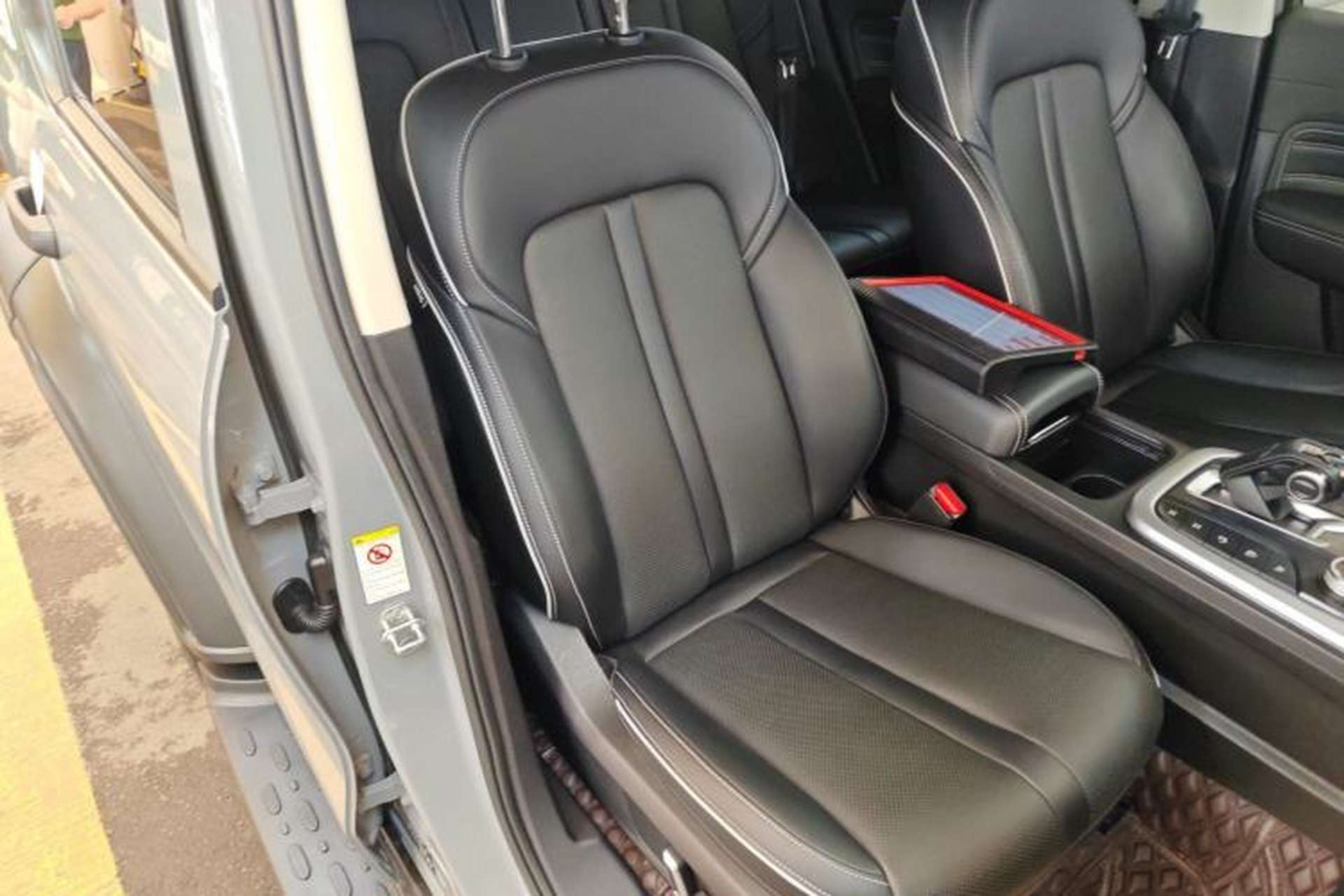 Used Tank 300 2021 Off-Road Edition 2.0T Conqueror Right Front Seat