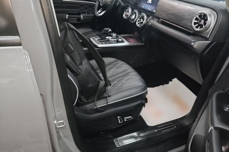 Used Tank 300 2021 City Edition 2.0T My Vision Model Right Front Seat