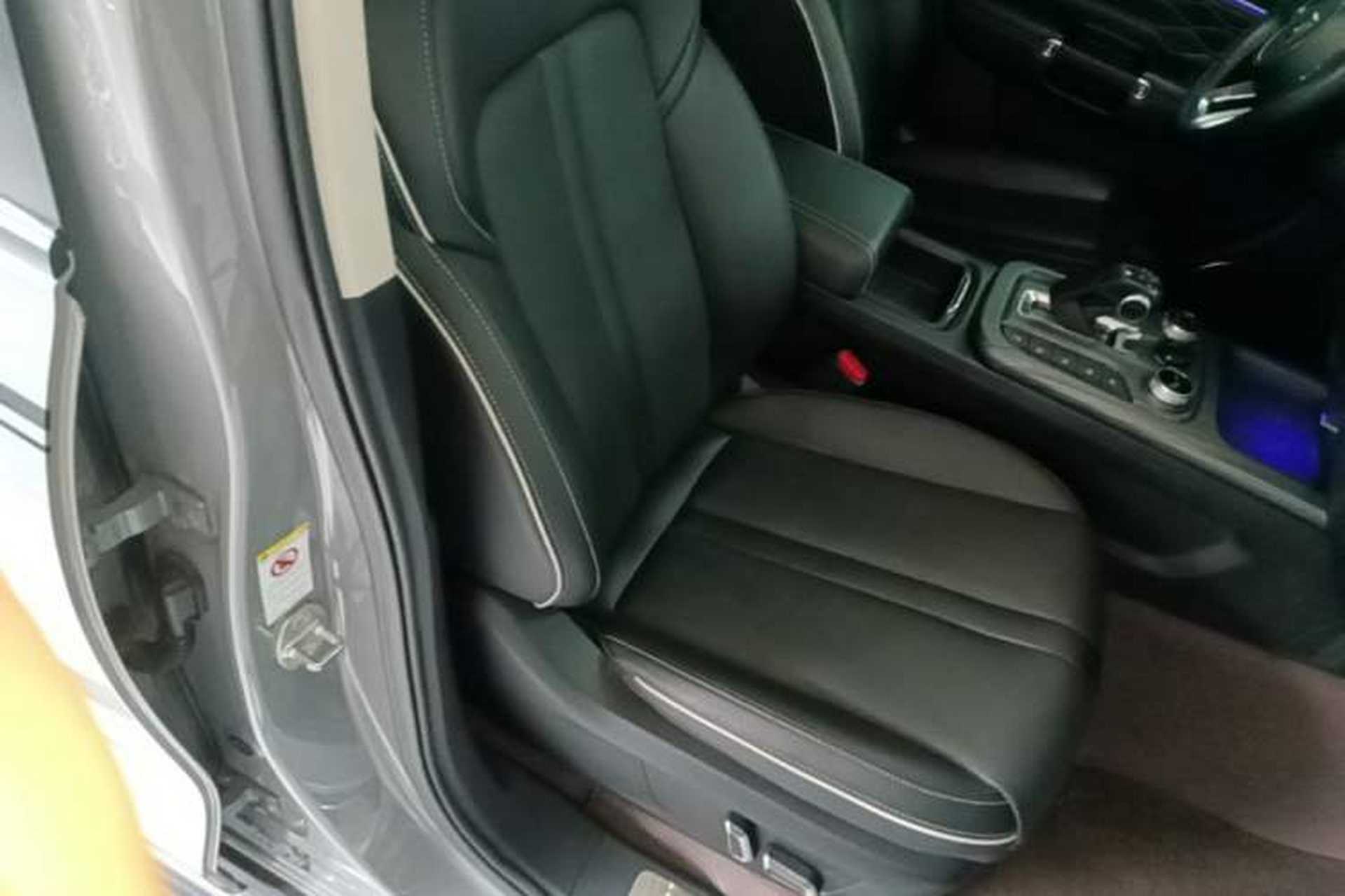 Used Tank 300 2021 City Edition 2.0T—Truly Stylish Right Front Seat