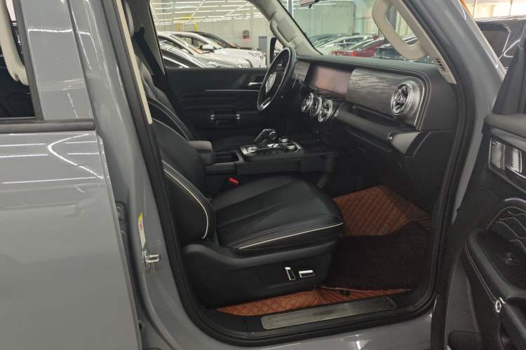 Used Tank 300 2021 Off-Road Edition 2.0T Conqueror Right Front Seat
