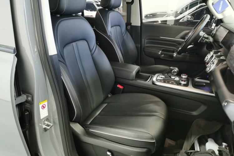 Used Tank 300 2021 Off-Road Edition 2.0T Conqueror Right Front Seat