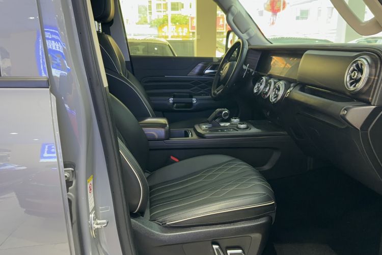 Used Tank 300 2021 Off-Road Edition 2.0T Challenger Right Front Seat