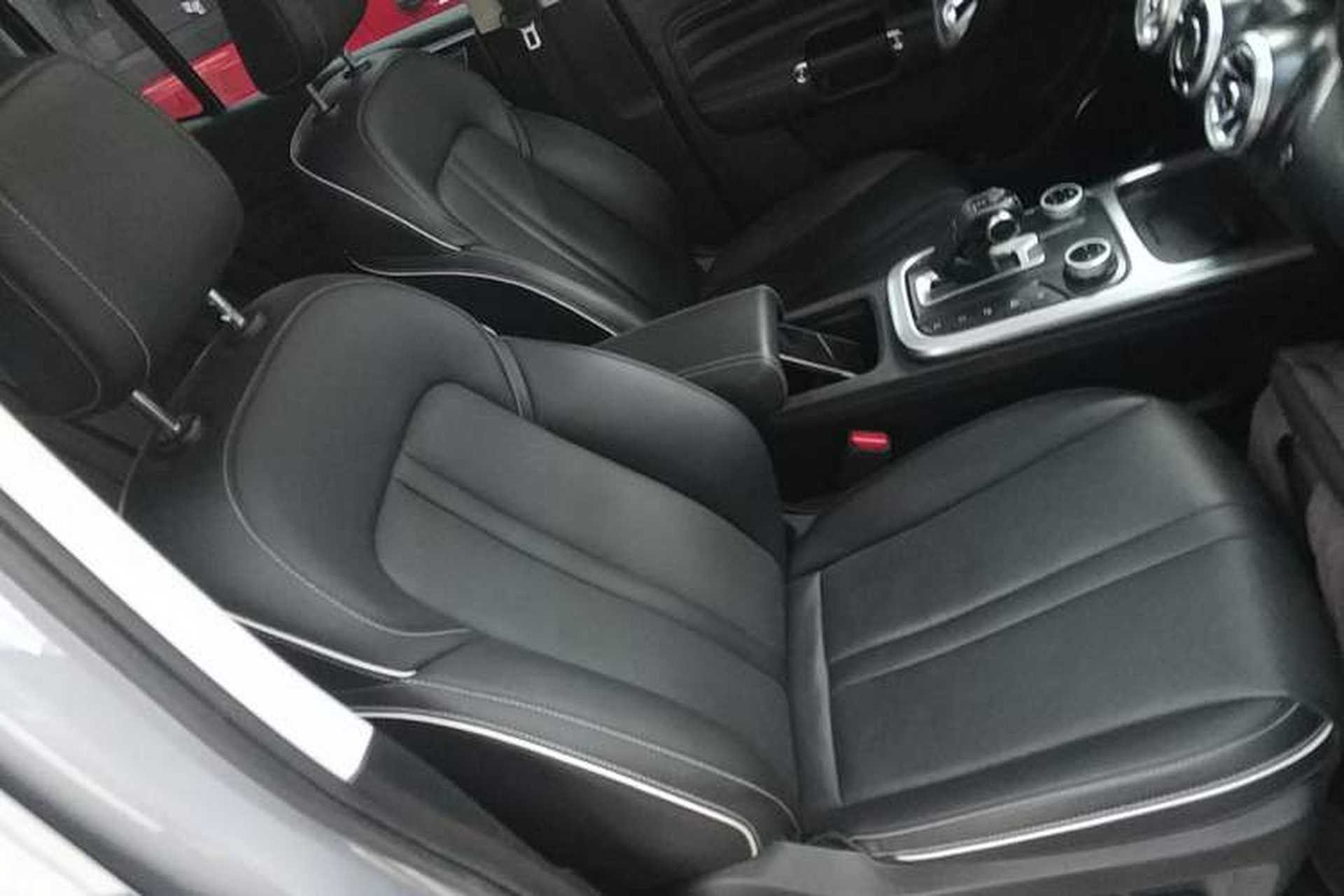 Used Tank 300 2021 Off-Road Edition 2.0T Conqueror Right Front Seat
