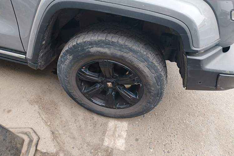 Used Tank 300 2021 City Edition 2.0T—Truly Stylish Right Front Wheel Hub
