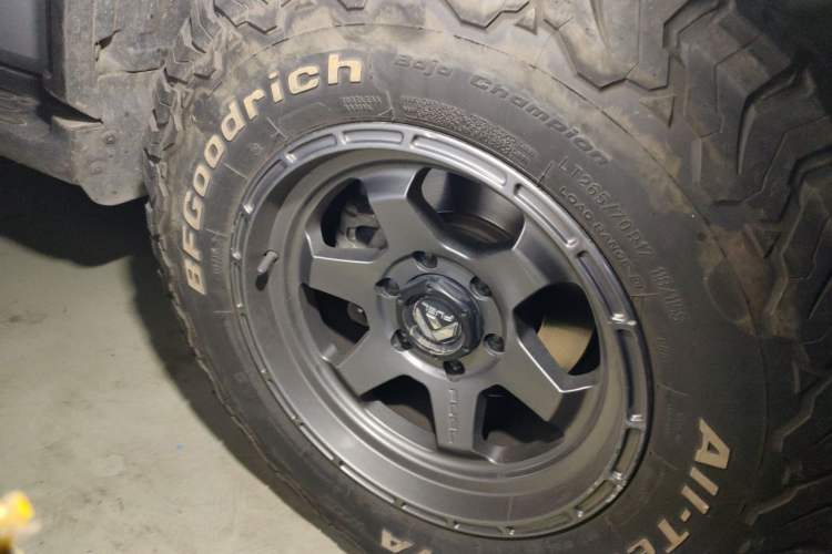 Used Tank 300 2021 Off-Road Edition 2.0T Conqueror Right Front Wheel Hub