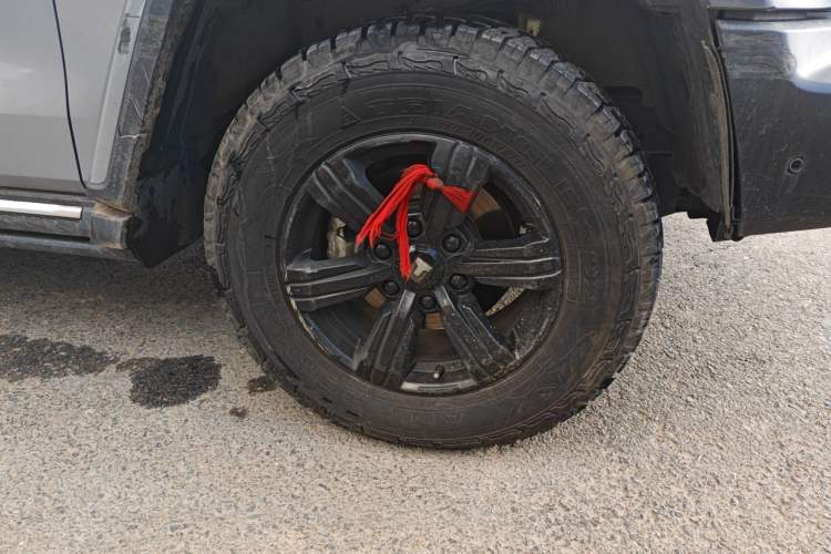 Used Tank 300 2021 City Edition 2.0T—Truly Stylish Right Front Wheel Hub