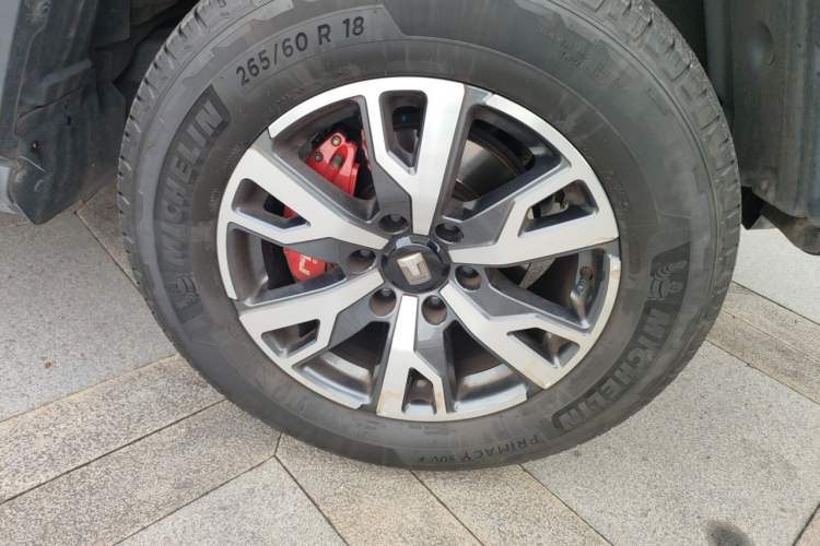Used Tank 300 2021 City Edition 2.0T—Truly Stylish Right Front Wheel Hub