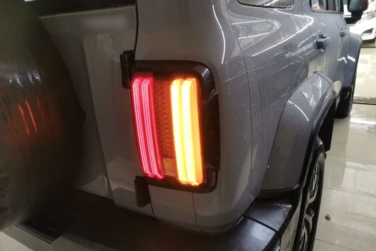 Used Tank 300 2021 City Edition 2.0T—Truly Stylish Right Rear Taillight