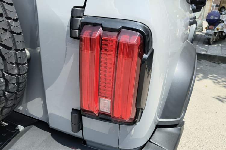 Used Tank 300 2021 Off-Road Edition 2.0T Conqueror Right Rear Taillight
