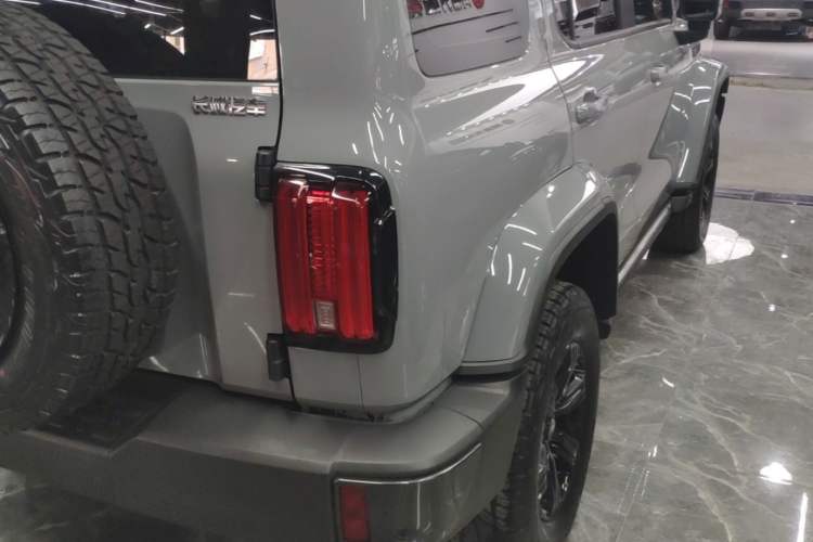 Used Tank 300 2021 City Edition 2.0T—Truly Stylish Right Rear Taillight